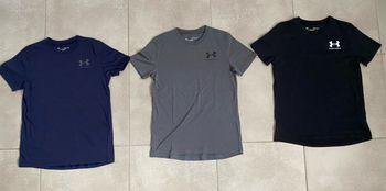 Lot de 3 t-shirts Under Armour taille 10/12 ans