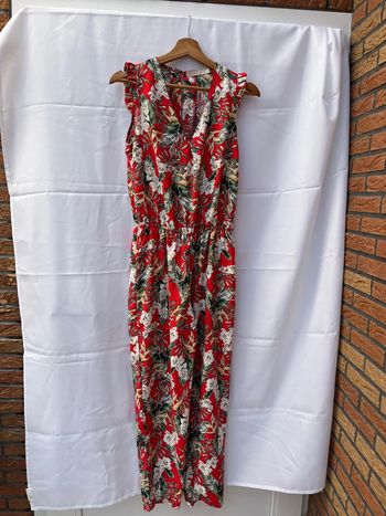 Jolie combinaison  fleurie rouge S/M