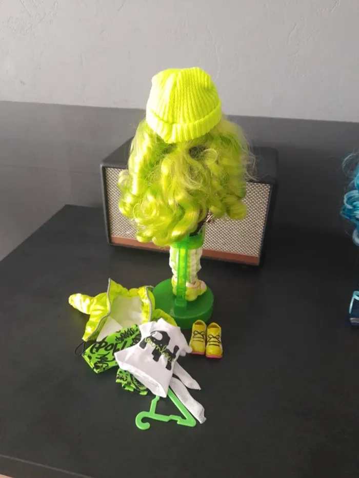 Poupée Rainbow High - photo numéro 2