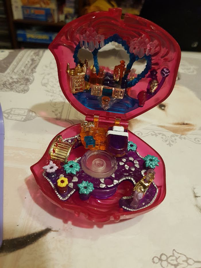 Magnifique polly pocket vintage 1995 Livre Sparkling mermaid aventure sirène 1996 parfum rose - photo numéro 2