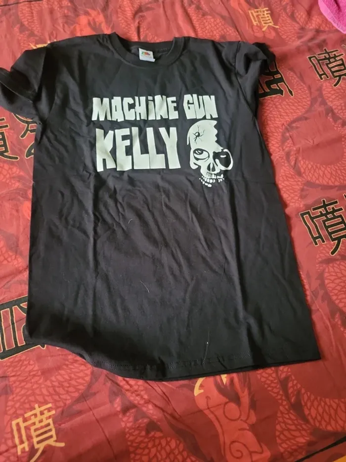 Tee-shirt taille S neuf