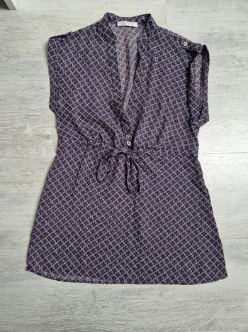 Blouse voile promod étiquette de taille coupée mais convient à un XS