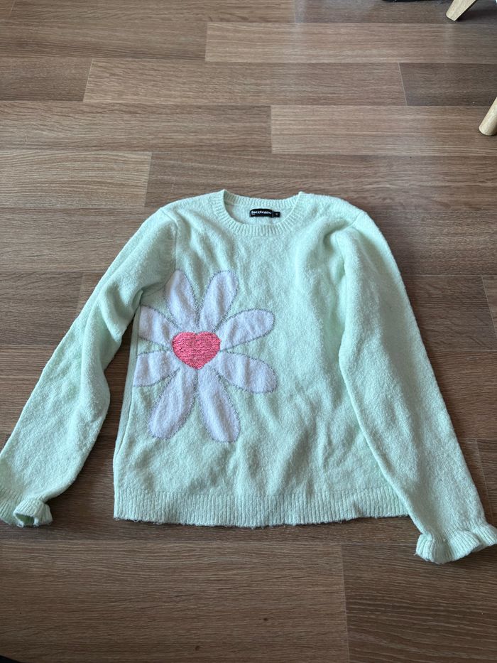 pull à fleurs