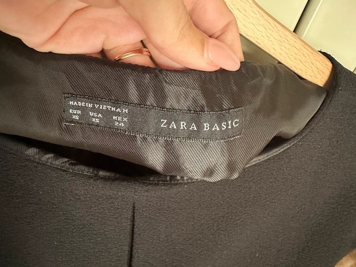 Petite robe noire zara xs - photo numéro 3