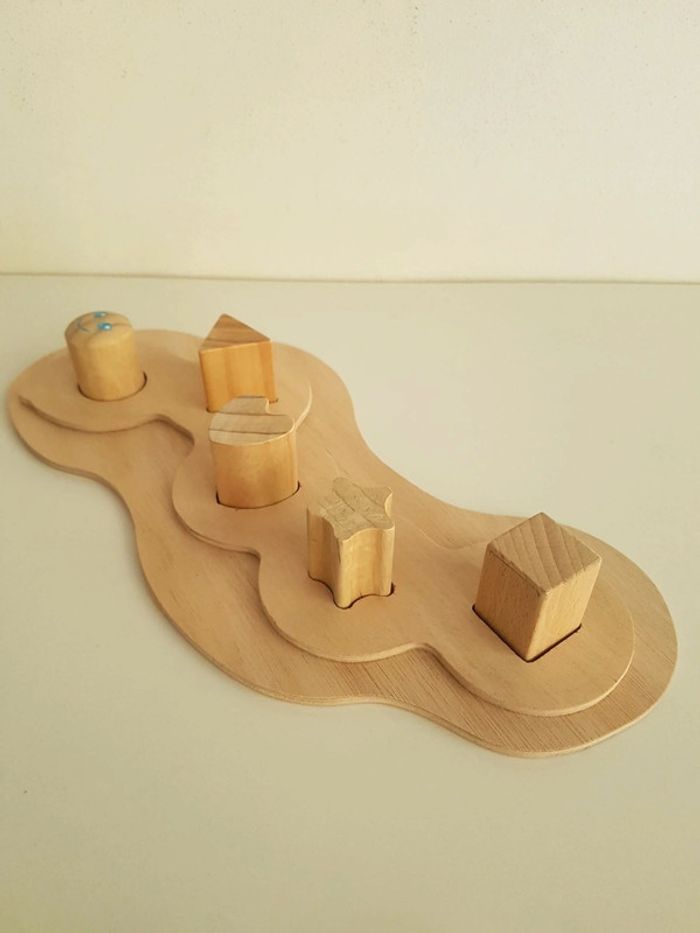 Puzzle en bois à emboîtement chenille des formes et couleurs - photo numéro 12