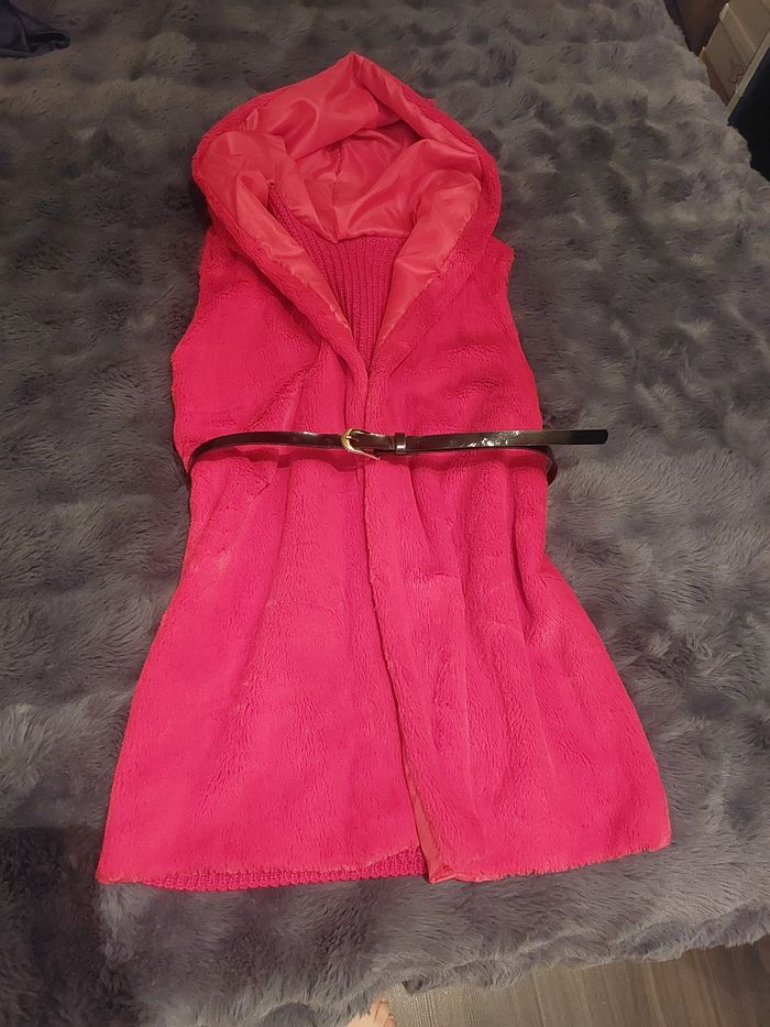 Gilet sans manches rouge - photo numéro 2