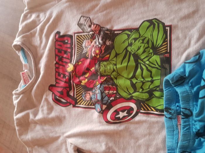 Lot pyjamas courts marvel 8 ans - photo numéro 3