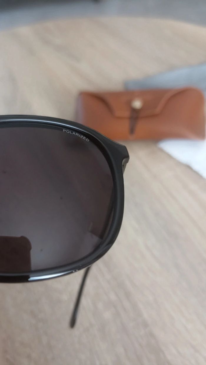 Lunettes de soleil - photo numéro 4