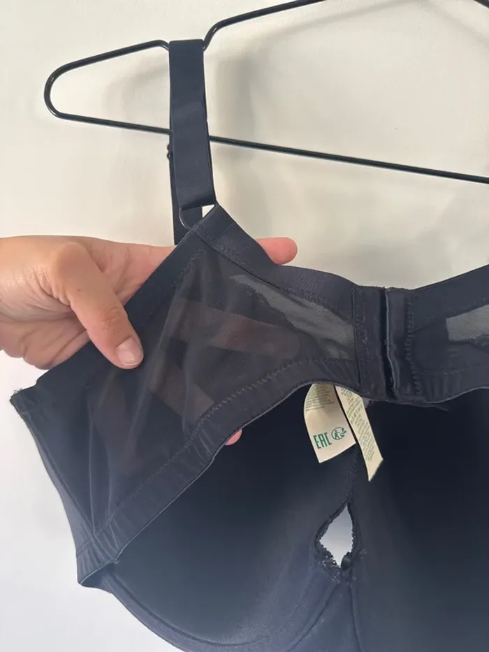 👚 soutien-gorges noir - avec rembourrage - 110 D - eco- neuf sans étiquette - photo numéro 4