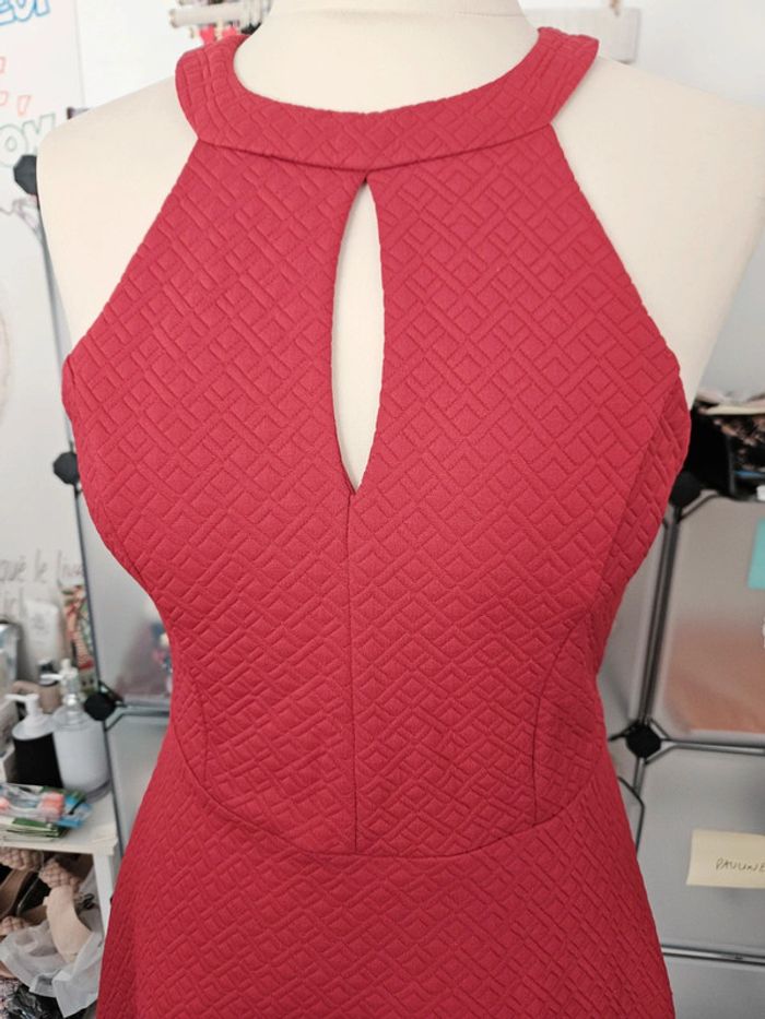 Robe rouge parfait état 36 manches américaines New Look #lora11femme36 - photo numéro 6