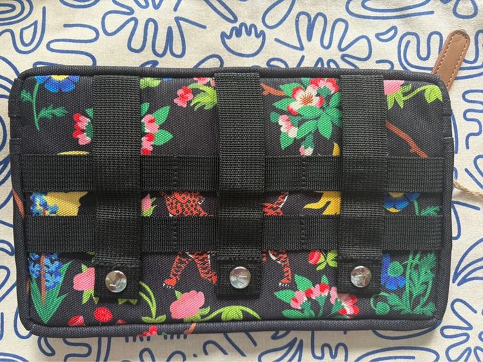 Pochette Cabaïa Édition Limitée Camille Gressier. - photo numéro 2