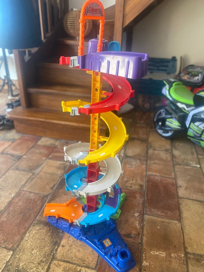 Tour vtech tut tut bolide - photo numéro 2