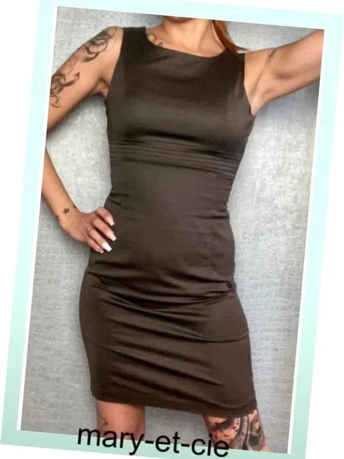 Robe moulante camaïeu taille 34 - 98 % coton, 2 % élasthane - photo numéro 2