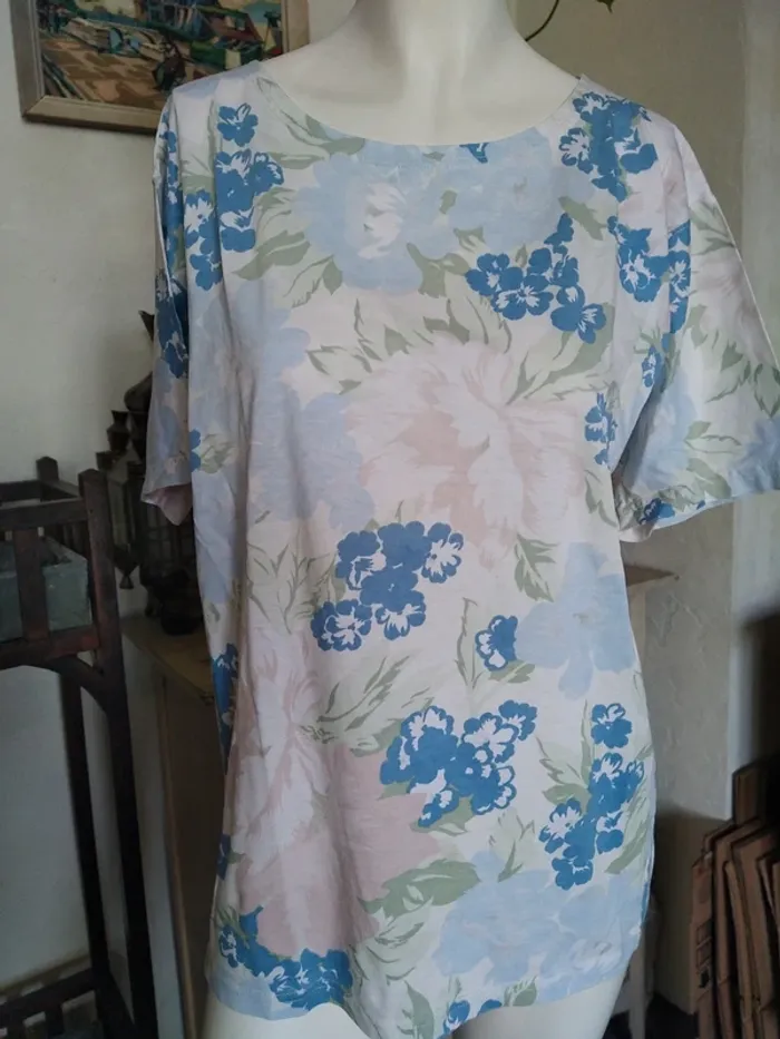 Tee shirt printemps été pastel fleurs flower cacharel - photo numéro 2