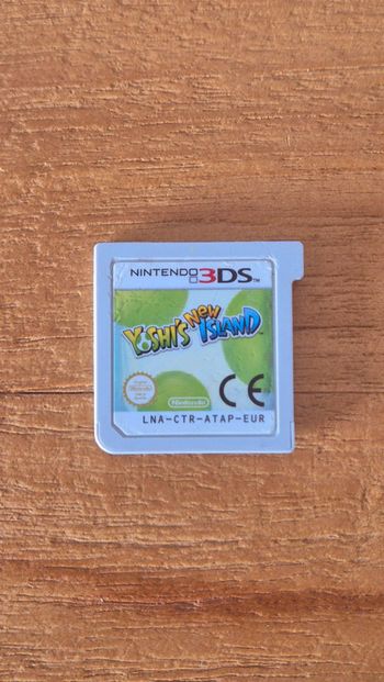 Jeu 3DS en loose " Yoshy's new island "