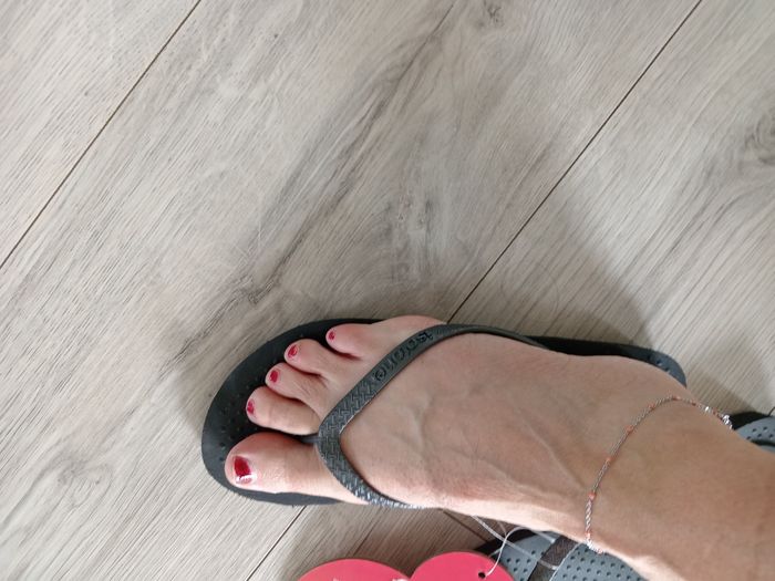 Tongs isotoner taille 38 - photo numéro 5