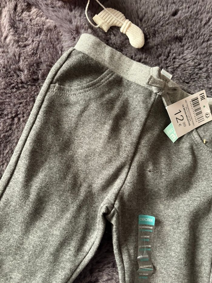 Pantalon obaibi 6 mois