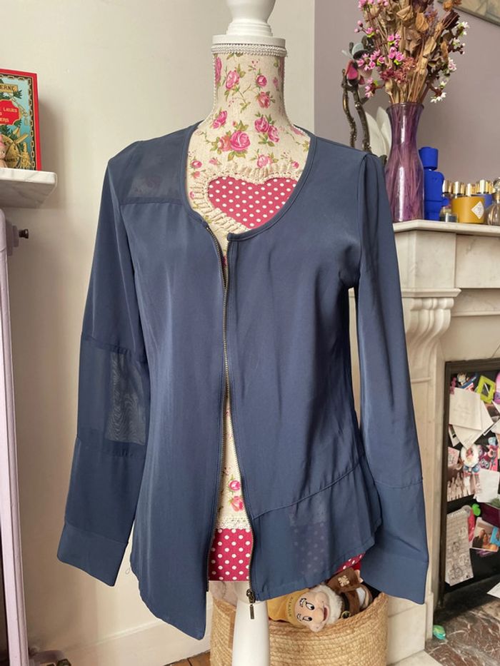 Blouse à fermeture