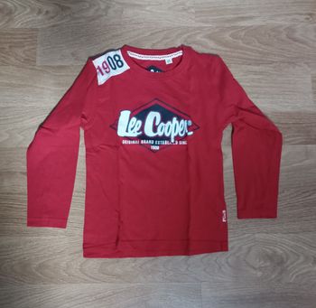 Tee shirt rouge manches longues Lee Cooper 8 ans