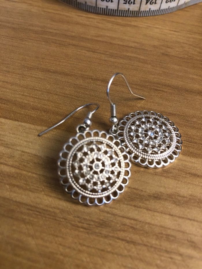 Boucle d’oreille pendantes