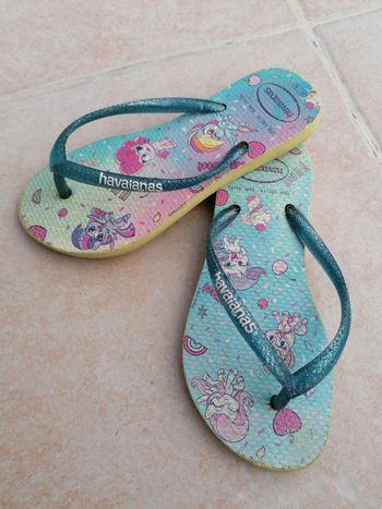 Paire de tongs 31-32