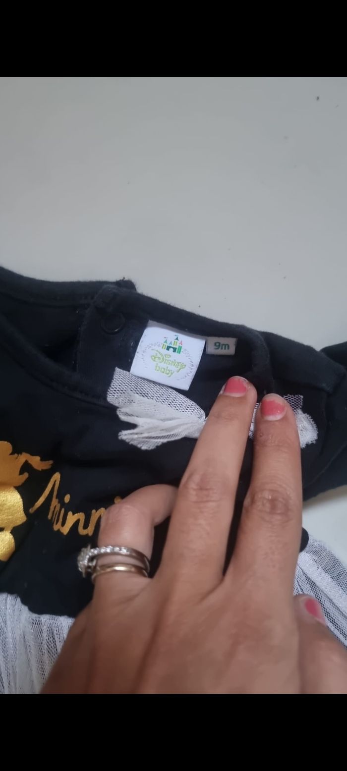 Robe disney baby taille 9 mois - photo numéro 3