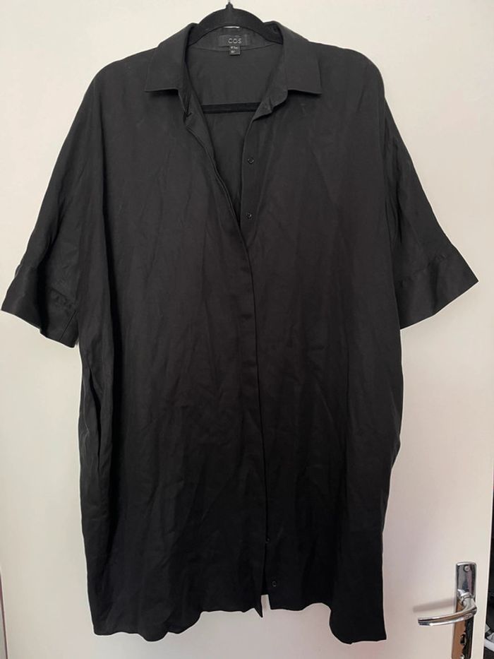 Jolie robe oversize COS