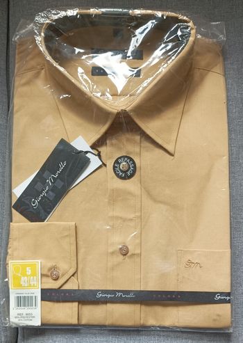 Vends chemise homme neuve 