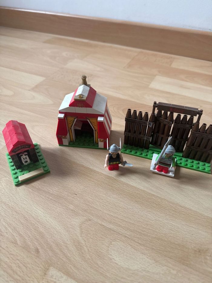 Lot lego Astérix et obélix et idefix avec gaulois