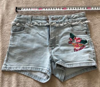 Short In Extenso - 8 ans