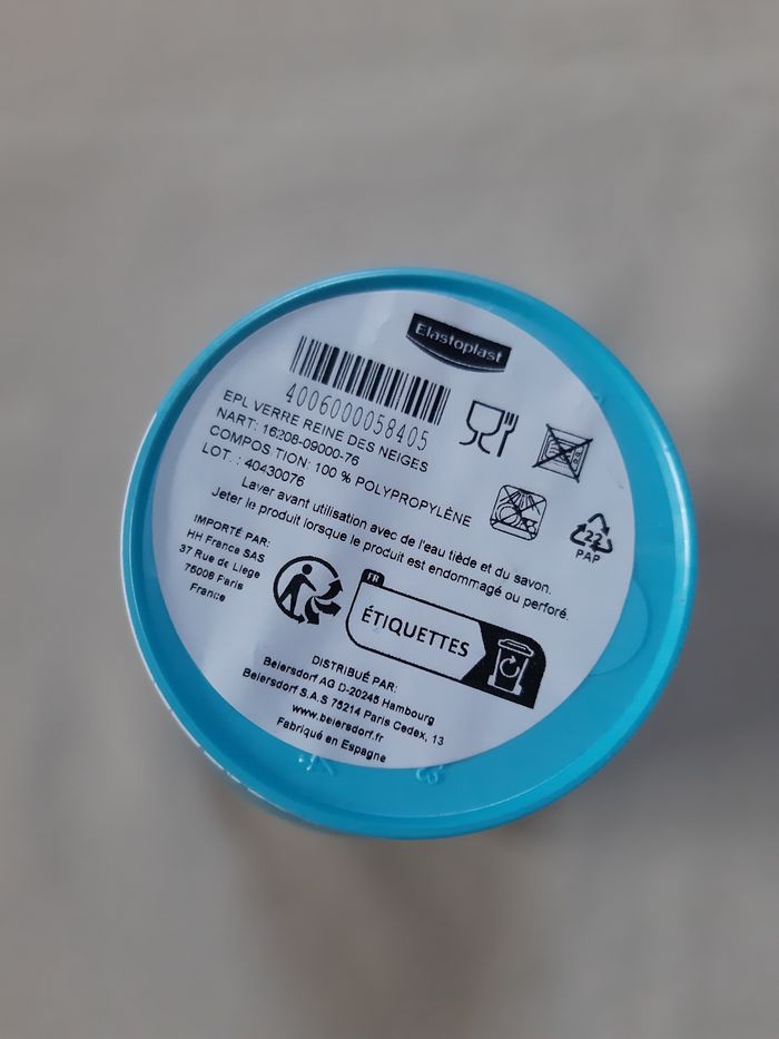 gobelet / verre en plastique Reine des neiges - photo numéro 6