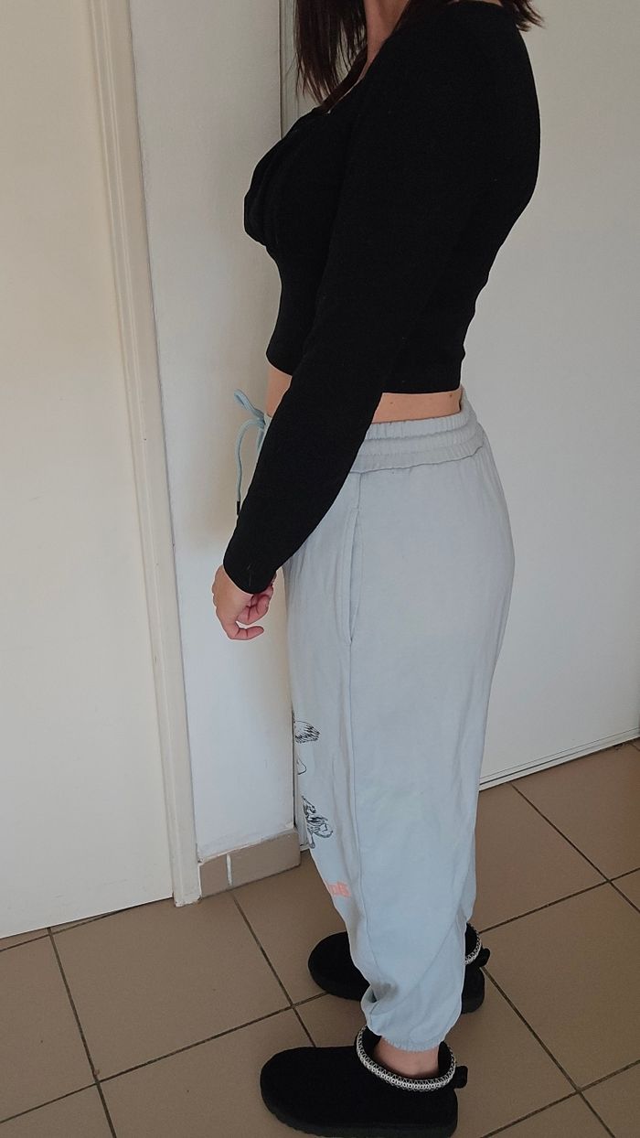 Jogging bershka taille xs - photo numéro 3