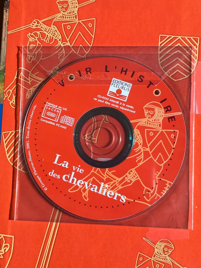 La Vie des chevaliers (1 livre + 1 CD-Rom) - photo numéro 2