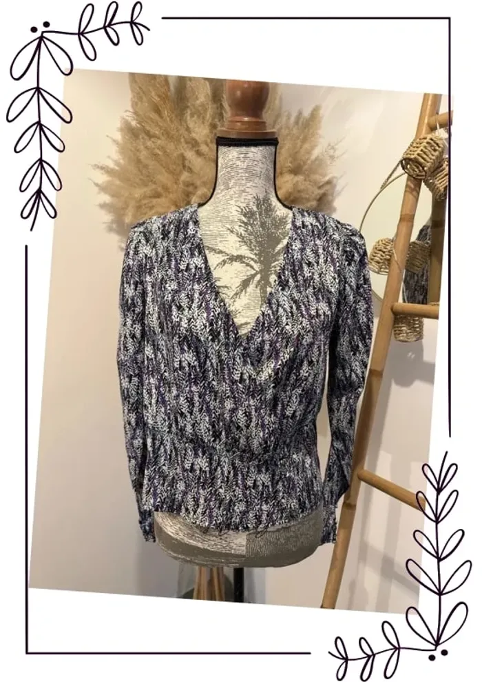 Blouse manches longues fluide forme portefeuille