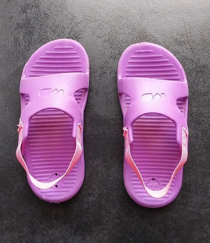 Claquettes piscine - photo numéro 2