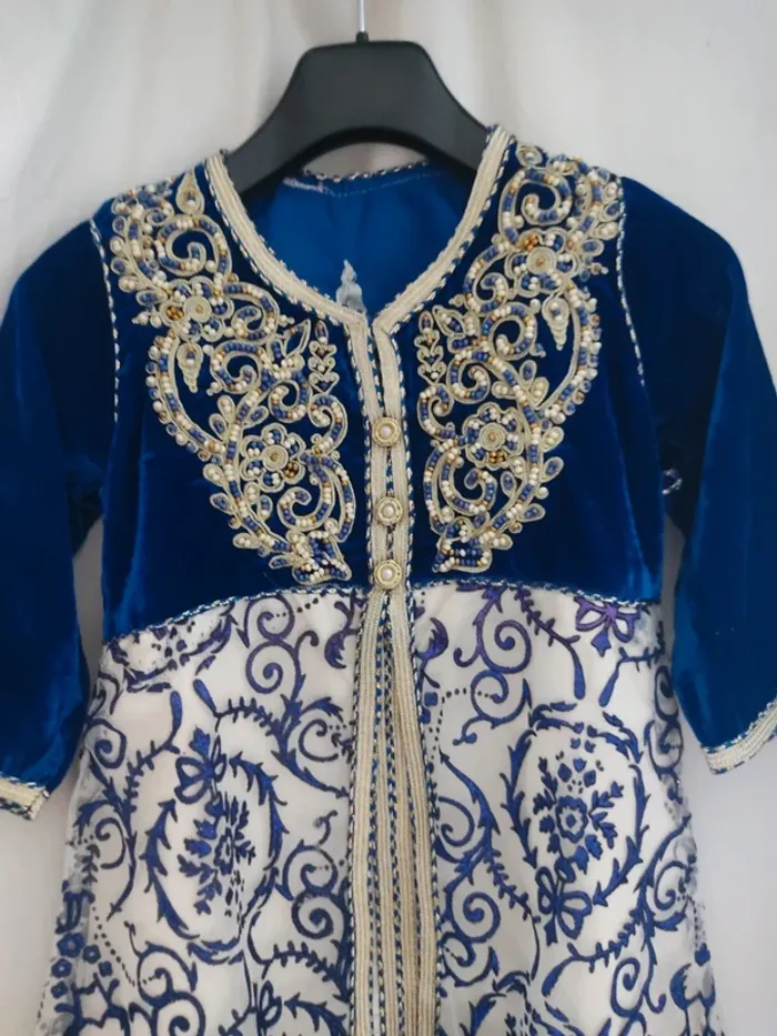 Caftan bleu en velours et mousseline pour fille
