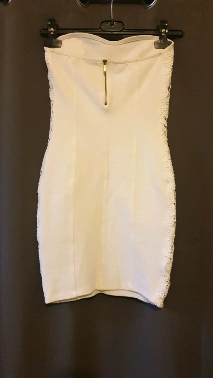 Robe bustier blanche avec broderie - photo numéro 3