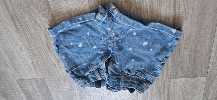 Short en jeans kiabi taille 10 ans