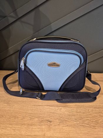 Grand vanity case solide Romester