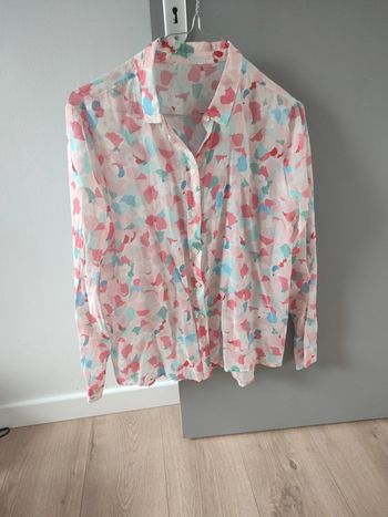 Chemise en soie fleurie