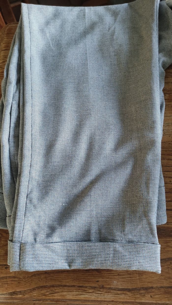 Pantalon gris et bleu , petits carreaux taille 44 femme - photo numéro 3