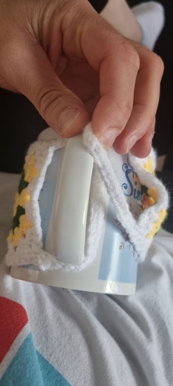 Enfiler préserve la chaleur de la tasse