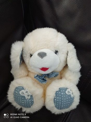 Peluche enfant chien