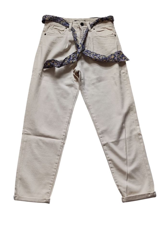 Jean momfit écru taille 34