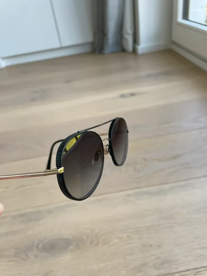 Lunettes solaires noir et argent Dolce et Gabbana - photo numéro 6