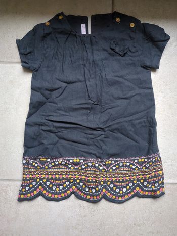 Robe fille grise et motifs 24 mois