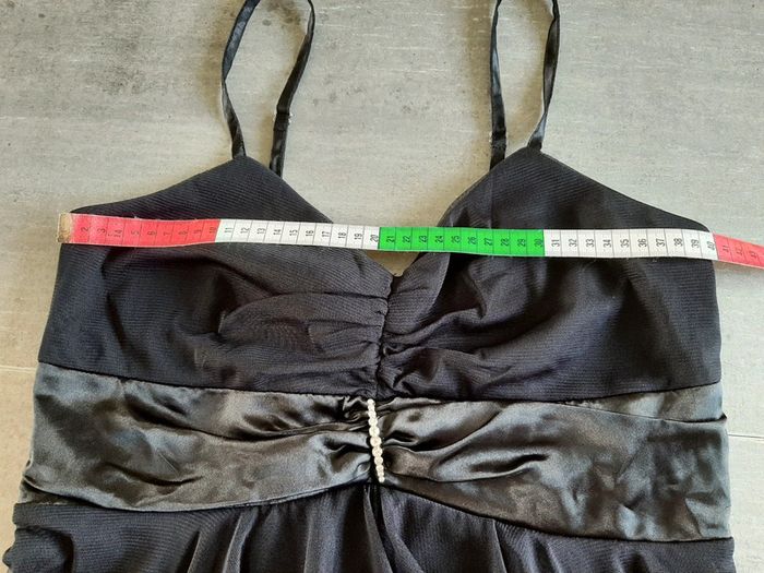 Robe noire 40 - photo numéro 6