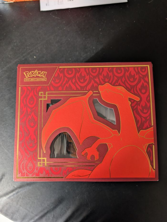 Pokémon coffret super premium Dracaufeu ex - photo numéro 5