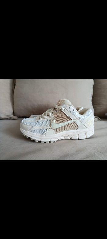 Vomero beige