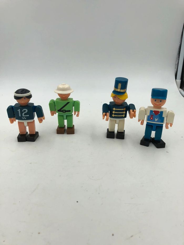 Lot de 4 Figurines Wannabees 1975 Gabriel - photo numéro 3